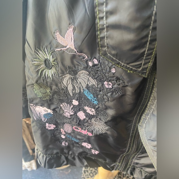 Custo Jacket - Picture 2 of 7